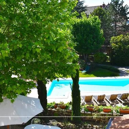 Le Jardin Secret De Beaune (Cote d'Or)